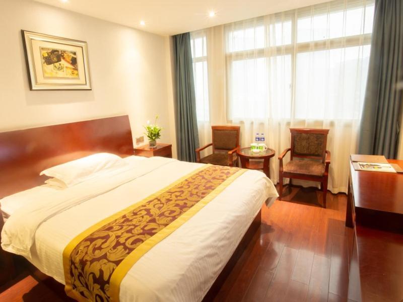 Greentree Inn Yiwu International Trade City Hotel Exterior photo