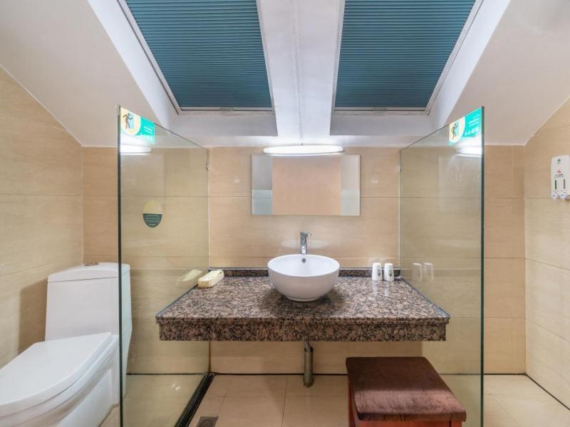 Greentree Inn Yiwu International Trade City Hotel Exterior photo