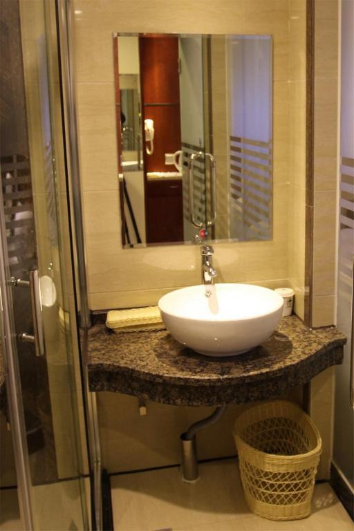 Greentree Inn Yiwu International Trade City Hotel Room photo